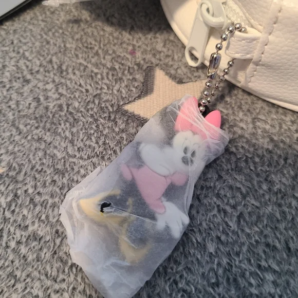 Disney Minnie Mouse Floral Crossbody Bag - Picture 6 of 10